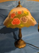 Hand painted glass ribbed lamp